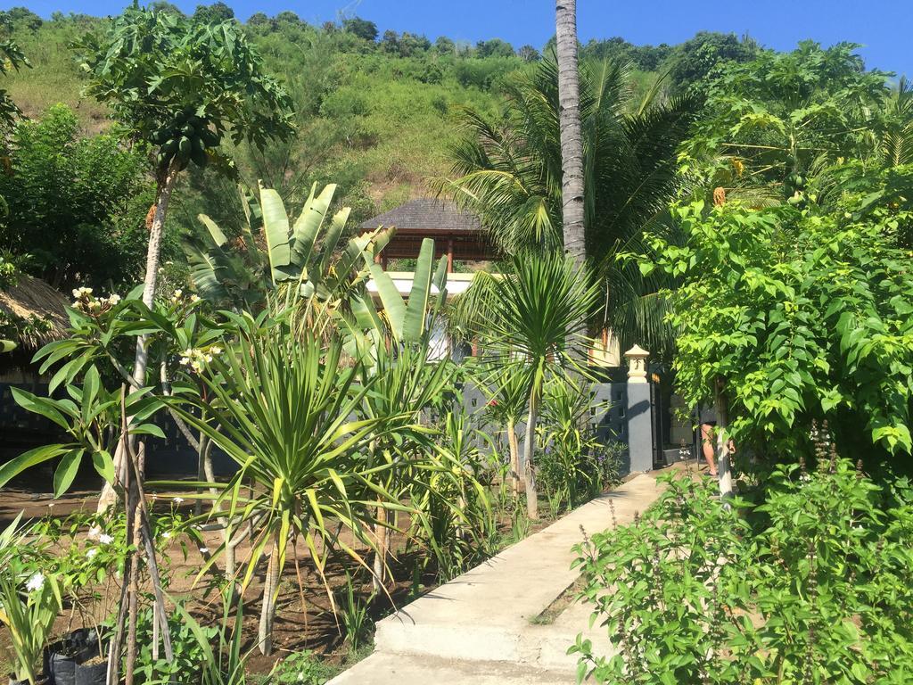 Nipah Villas Senggigi Exterior foto